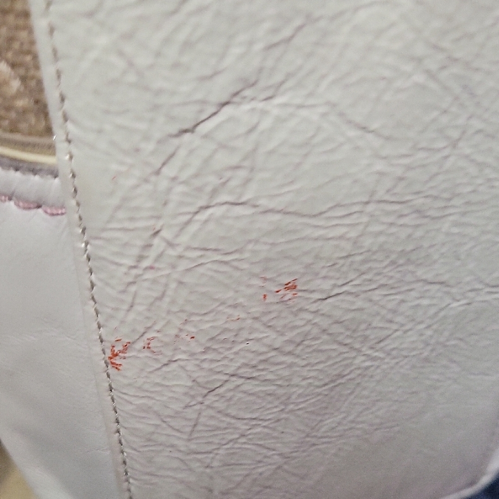 Coach Poppy Straw Beige and White Signature Tote. - Picture 14 of 14